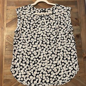 NWT Ann Taylor Factory Daisy Print Blouse